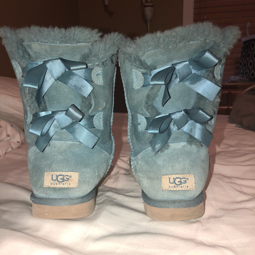 Blue Ugg Bailey Bows